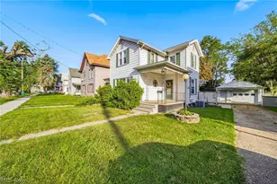 532 State St, Conneaut, OH 44030 - Photo 3