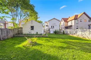 532 State St, Conneaut, OH 44030 - Photo 9