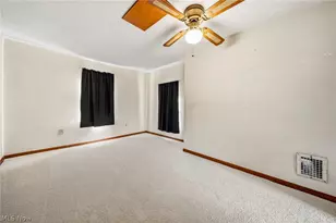 532 State St, Conneaut, OH 44030 - Photo 23