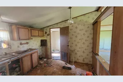 56670 Jordan Run Road, Bellaire, OH 43906 - Photo 9