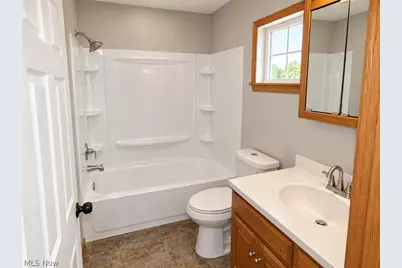 14913 Lincoln Avenue, Loveland, OH 44128 - Photo 11