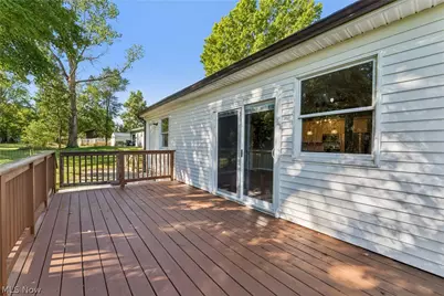7855 Lake Road, Chippewa Lake, OH 44215 - Photo 35