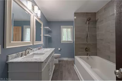 2420 Eastwood Avenue, Akron, OH 44305 - Photo 19