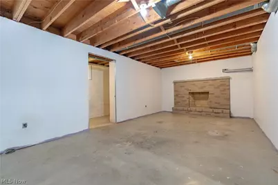 2420 Eastwood Avenue, Akron, OH 44305 - Photo 29