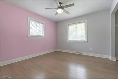 2420 Eastwood Avenue, Akron, OH 44305 - Photo 25