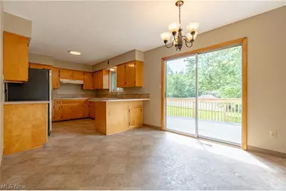 2420 Eastwood Avenue, Akron, OH 44305 - Photo 9