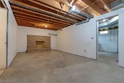 2420 Eastwood Avenue, Akron, OH 44305 - Photo 31