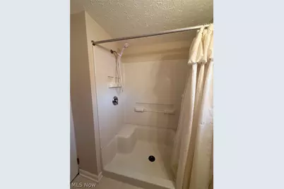 8023 Columbus Road NE, Louisville, OH 44641 - Photo 19