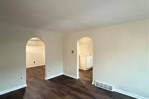 8023 Columbus Rd NE, Louisville, OH 44641 - Photo 7