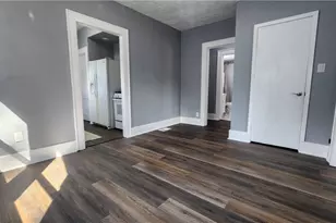 319 Franklin St, Uhrichsville, OH 44683 - Photo 25