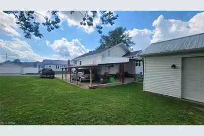 319 Franklin Street, Uhrichsville, OH 44683 - Photo 5