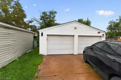 2227 E 30th Street, Lorain, OH 44055 - Photo 33