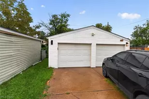 2227 E 30th St, Lorain, OH 44055 - Photo 33