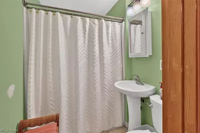 2227 E 30th Street, Lorain, OH 44055 - Photo 25