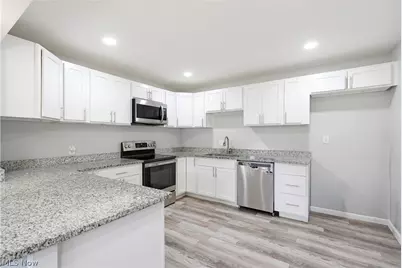 2345 Triplett Boulevard, Akron, OH 44312 - Photo 5