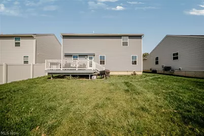 136 Wildflower Drive, Elyria, OH 44035 - Photo 3