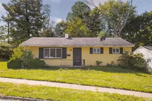 17614 Rook Cir, Loveland, OH 44112 - Photo 1