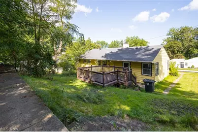 17614 Rook Circle, Loveland, OH 44112 - Photo 25