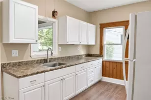 1215 Marlowe Ave, Oakwood, OH 44107 - Photo 9