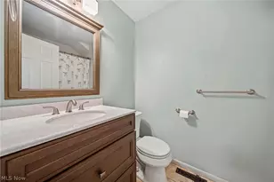 775 Hampton Cir, Aurora, OH 44202 - Photo 25