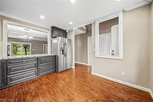 775 Hampton Cir, Aurora, OH 44202 - Photo 3
