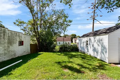 634 Parkview Avenue, Akron, OH 44310 - Photo 21