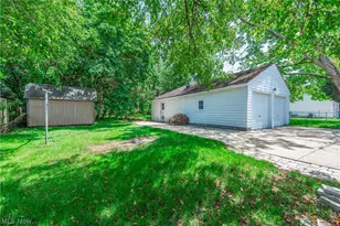 259 Jackson St, Amherst, OH 44001 - Photo 37