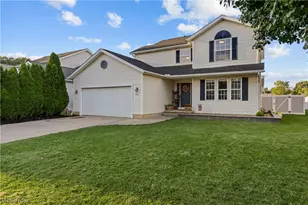 35316 Oxford Ct, North Ridgeville, OH 44039 - Photo 3