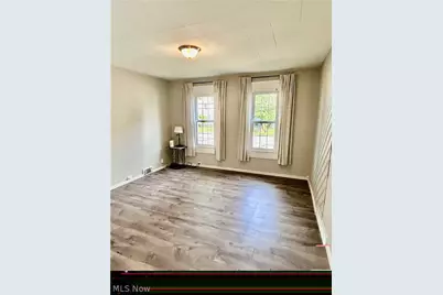 11921 Franklin Boulevard, Oakwood, OH 44107 - Photo 5