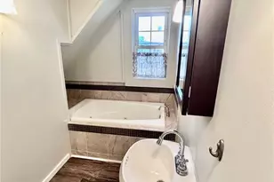 11921 Franklin Blvd, Oakwood, OH 44107 - Photo 13
