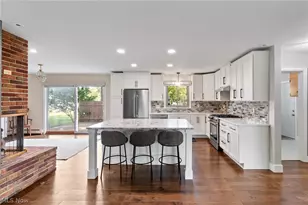 1212 Buena Vista St NE, Canton, OH 44714 - Photo 5