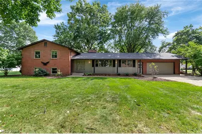 1212 Buena Vista Street NE, Canton, OH 44714 - Photo 1