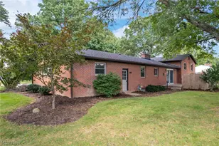 1212 Buena Vista St NE, Canton, OH 44714 - Photo 31