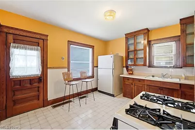 4474 Turney Road, Loveland, OH 44105 - Photo 9