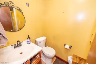 7733 Silver Fox Dr, Youngstown, OH 44512 - Photo 27