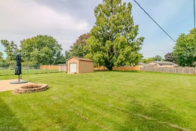 223 Shore Drive, Eastlake, OH 44095 - Photo 37
