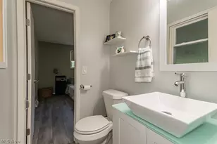 223 Shore Dr, Eastlake, OH 44095 - Photo 23