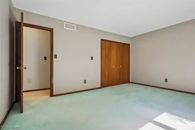 21 W Howe Road, Tallmadge, OH 44278 - Photo 17