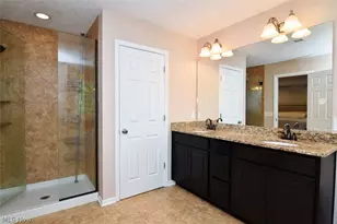 10442 Florida St, Reminderville, OH 44202 - Photo 23