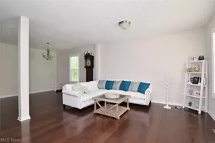 10442 Florida St, Reminderville, OH 44202 - Photo 7