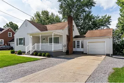 542 6th Street, Campbell, OH 44405 - Photo 5