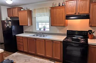 121 Tracy Dr, Dover, OH 44622 - Photo 7