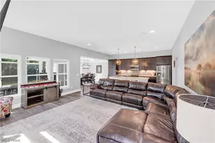 36505 Capri Ln, North Ridgeville, OH 44039 - Photo 17