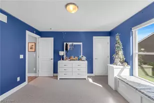 36505 Capri Ln, North Ridgeville, OH 44039 - Photo 9