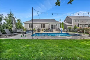 36505 Capri Ln, North Ridgeville, OH 44039 - Photo 27