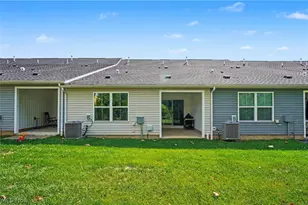 1290 Divot Cir, Akron, OH 44313 - Photo 35
