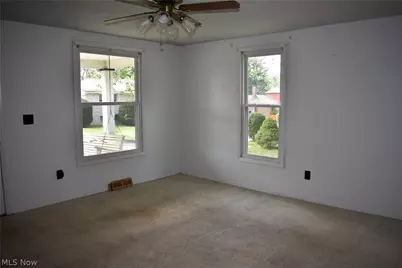 115 W Pine Street, Lisbon, OH 44432 - Photo 9