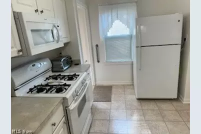 648 Belmont Drive, Painesville, OH 44077 - Photo 3