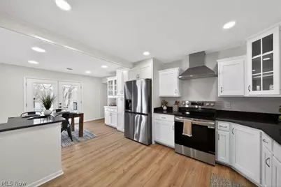 5550 West Blvd NW, Canton, OH 44718 - Photo 9