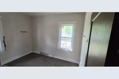 9110 Jeffries Avenue, Loveland, OH 44105 - Photo 11